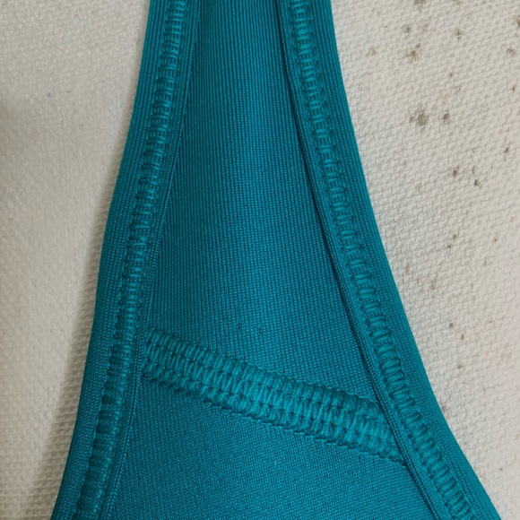 Nike sports bra - Picture 4 of 4